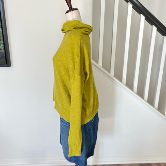 Elan green cowl neck chunky oversized sweater size small - Picture 4 of 10